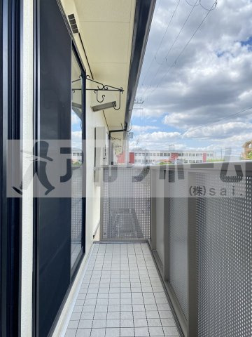 サンビレッジ小山 Bのバルコニー