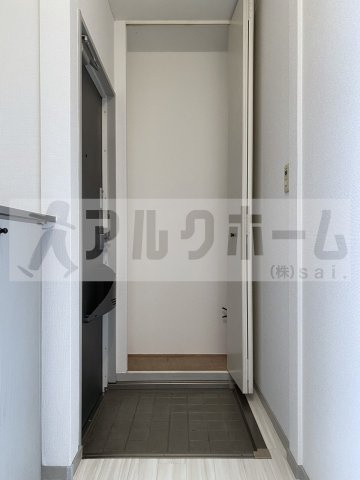 サンビレッジ小山 Bの玄関