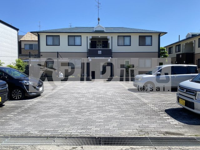 サンビレッジ小山 Bの駐車場