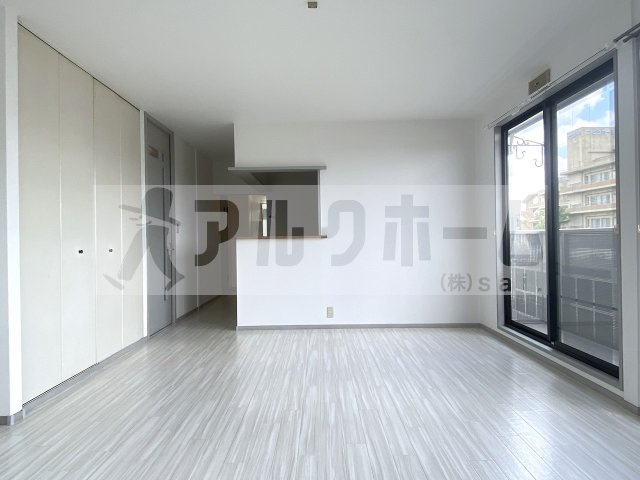 サンビレッジ小山 Bの居間・リビング