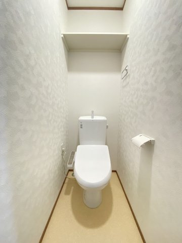 MEZY本町のトイレ