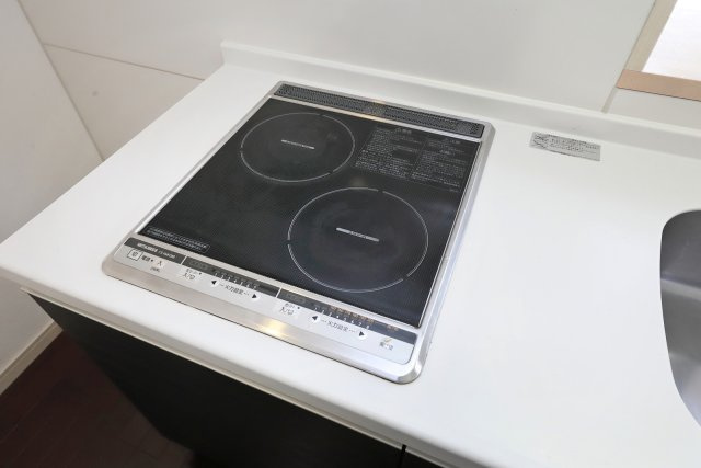 ボヌール御所西のキッチン|IH２口