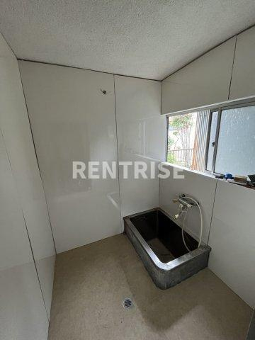 愛西市佐屋町新田戸建の洗面所