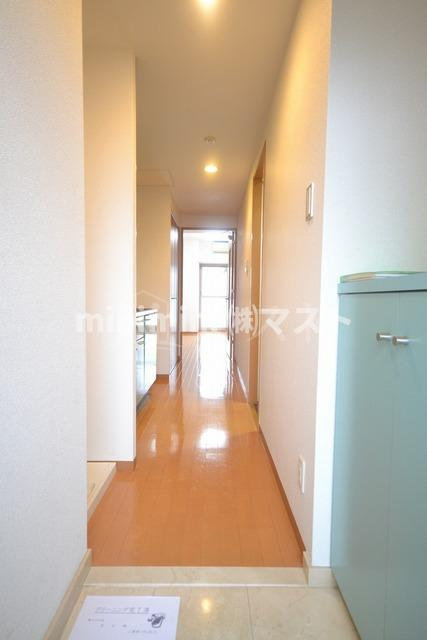 ＣＱレジデンス大阪ＷＥＳＴの玄関