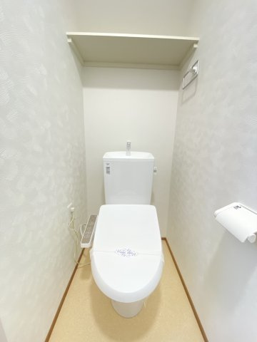 MEZY本町のトイレ