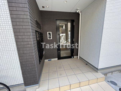 【エントランス】 | ワコーレヴィータ関目WEST