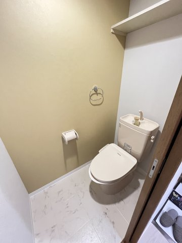 大阪市城東区今福西１丁目の賃貸マンションのトイレ