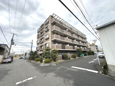 【周辺】 | シャルマンフジ堺北 | 【クローゼット】お部屋を広く利用するために必須なクローゼットが全室付いています♪もちろんお荷物を収納されても良しの勝手の良いクローゼットは嬉しいですね♪