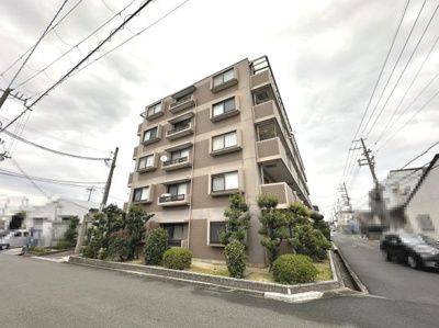 【外観】 | シャルマンフジ堺北 | 【全居室窓有】各お部屋に窓があるので、明るく風通しがいいです！快適な住まいに家族の笑顔も増えますね！