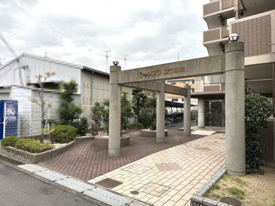 【エントランス】 | シャルマンフジ堺北 | イオンモール堺北花田まで徒歩１５分！休日のお出かけや普段のお買い物にも便利ですね♪