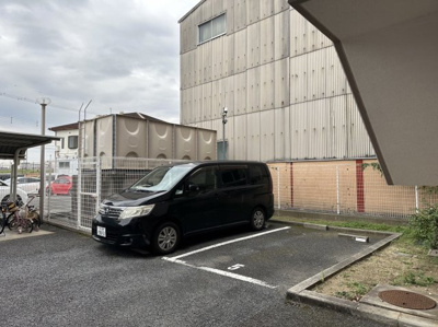 【駐車場】 | シャルマンフジ堺北 | 【ご内覧可能♪】ご内覧をご希望の際は是非、イエストアまでお問合せ下さい♪