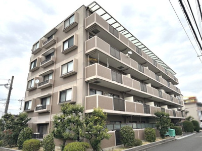 【外観】 | シャルマンフジ堺北 | 【リビング】ＬＤＫ約１４．３帖♪南向きのリビングは、陽光あふれる明るい空間です！居心地良く、ご家族皆がゆったり寛げる憩いの空間となりそうです♪