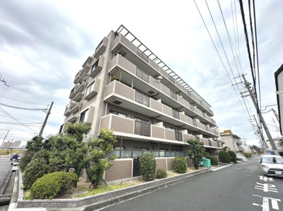 【外観】 | シャルマンフジ堺北 | 【クロス張替】綺麗な壁で室内が明るくなりますね！爽やかな気分でお過ごしいただけますよ！