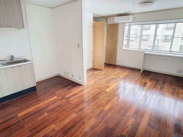 7コーポⅢの居間・リビング