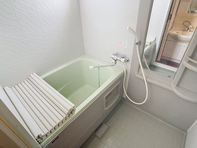 7コーポⅢの浴室