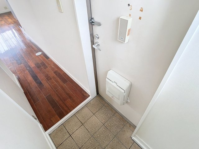 7コーポⅢの玄関