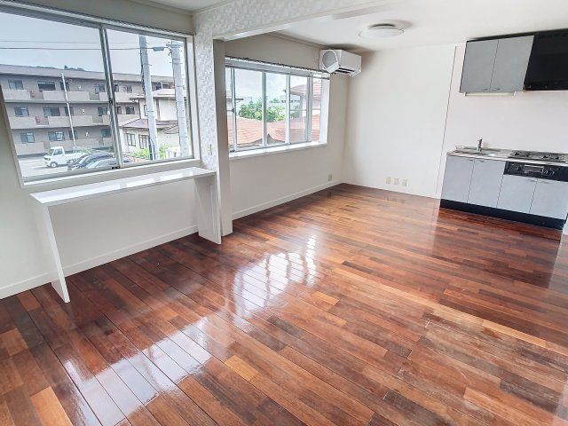 7コーポⅢの居間・リビング