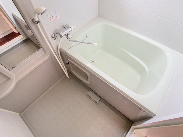 7コーポⅢの浴室