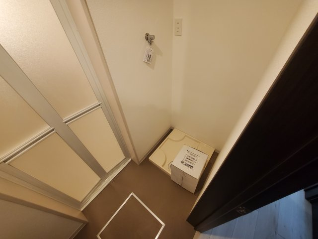 ジーメゾン春日部上蛭田の洗面所