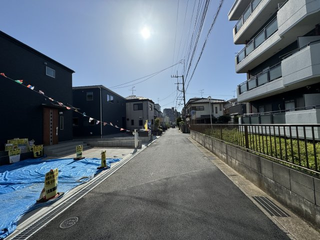 柏市南増尾7丁目新築戸建の前面道路含む現地写真|北側前面道路