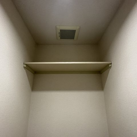 ティアラ高砂ハイツの玄関