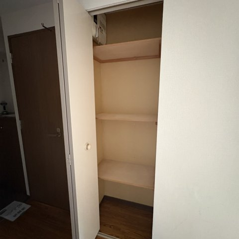 ティアラ高砂ハイツの収納