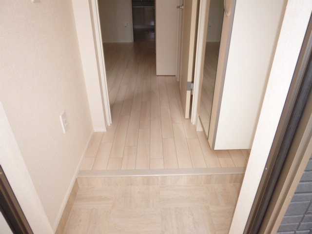 コン・テネレッツァの玄関