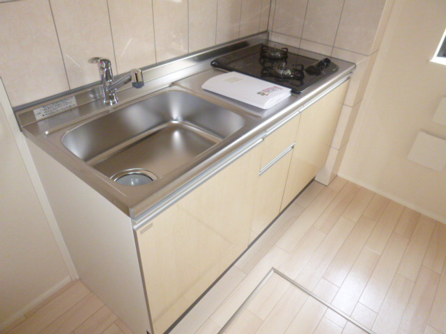 コン・テネレッツァのキッチン|システムキッチン