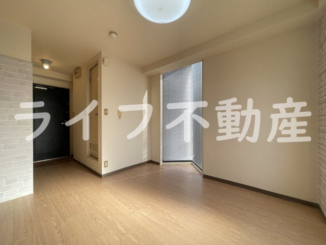 インテリジェントマンション・エソールの居間・リビング|ゆったり過ごせる居間です