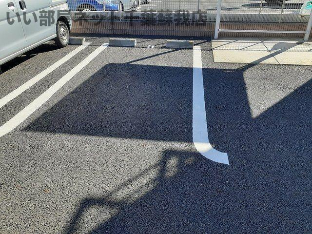 ジュピテールの駐車場|駐車スペースもあります