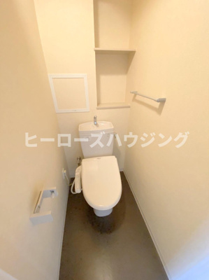 【トイレ】 | クロツヴィア桜塚 | ※同タイプの写真となり、実際のお部屋とは異なる場合があります