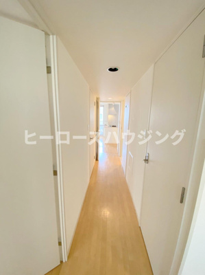 【内装】 | クロツヴィア桜塚 | ※同タイプの写真となり、実際のお部屋とは異なる場合があります