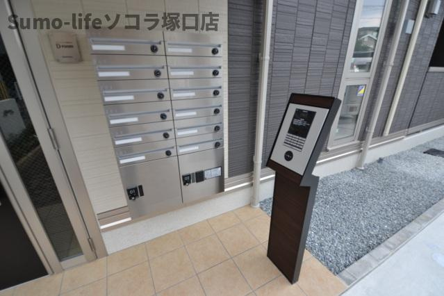 D-room南塚口のロビー