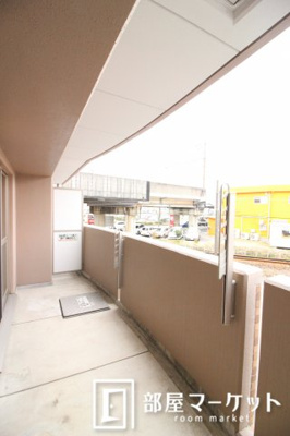 【バルコニー】 | ラヴィアン八千代 | 同型タイプ