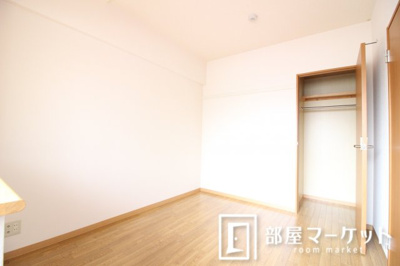 【寝室】 | ラヴィアン八千代 | 同型タイプ