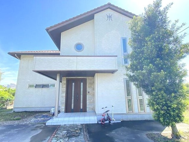 山武郡九十九里町粟生　中古戸建の外観|二世帯住宅６LDK 敷地約306坪 リビング約33帖 積水ハウス『シャーウッド』ワイドバルコニー
