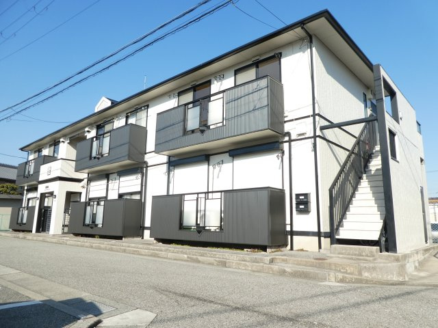 アプリーレ９５の外観