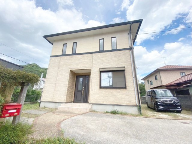 糟屋郡久山町大字猪野　中古戸建の外観|久山町大字猪野の戸建！オール電化の省エネ住宅です！