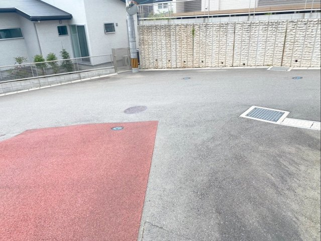 糟屋郡久山町大字猪野　中古戸建の前面道路含む現地写真|前面道路含む現地写真です