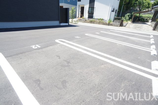 熊本市西区横手５丁目の賃貸マンションの駐車場