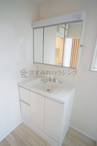 中筋山手７丁目戸建の洗面所