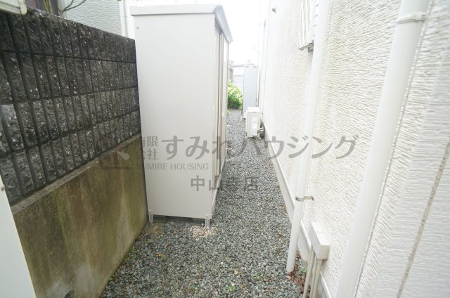 中筋山手７丁目戸建の庭