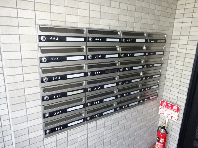 ネオクオーツ幸　弐番館のロビー