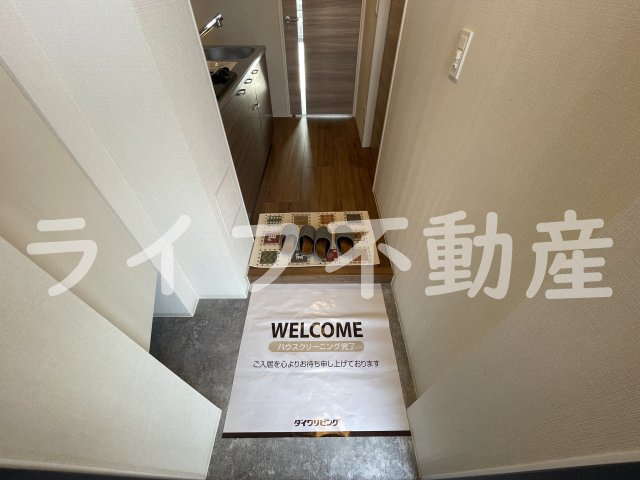 M'Sマンション長栄寺の玄関