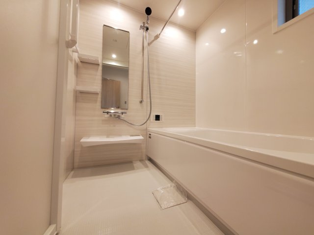 【その他】 | 練馬区土支田２丁目　新築戸建 | 施工工務店の同程度仕様、施工例写真です。早期ご成約の場合、外壁やフローリング等のカラーセレクトも承ります！