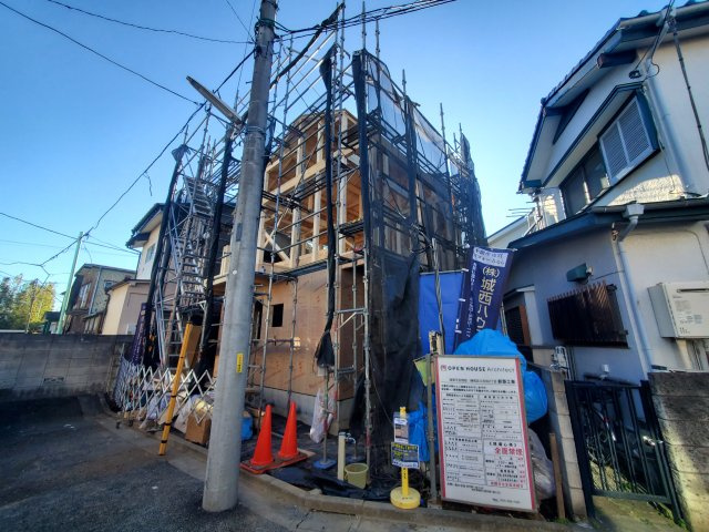 【外観】 | 練馬区土支田２丁目　新築戸建 | 豊渓小至近の新築戸建、限定１棟♪♪吹抜けのある解放的なLDKは20.8帖と広々！固定階段式のロフト他、収納豊富な３LDK！