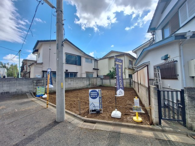 【外観】 | 練馬区土支田２丁目　新築戸建 | 豊渓小至近の新築戸建、限定１棟♪♪吹抜けのある解放的なLDKは20.8帖と広々！固定階段式のロフト他、収納豊富な３LDK！