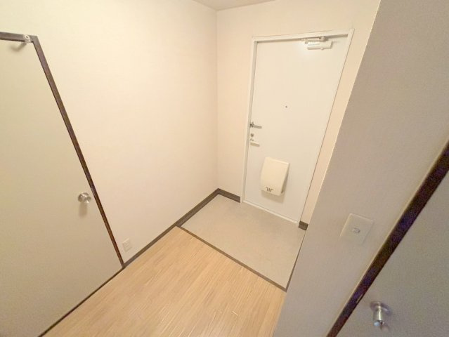 プレミール月見ヶ丘の玄関