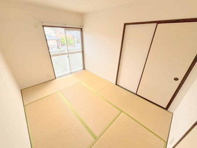 プレミール月見ヶ丘の和室