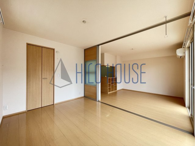 ルミエル Sの寝室